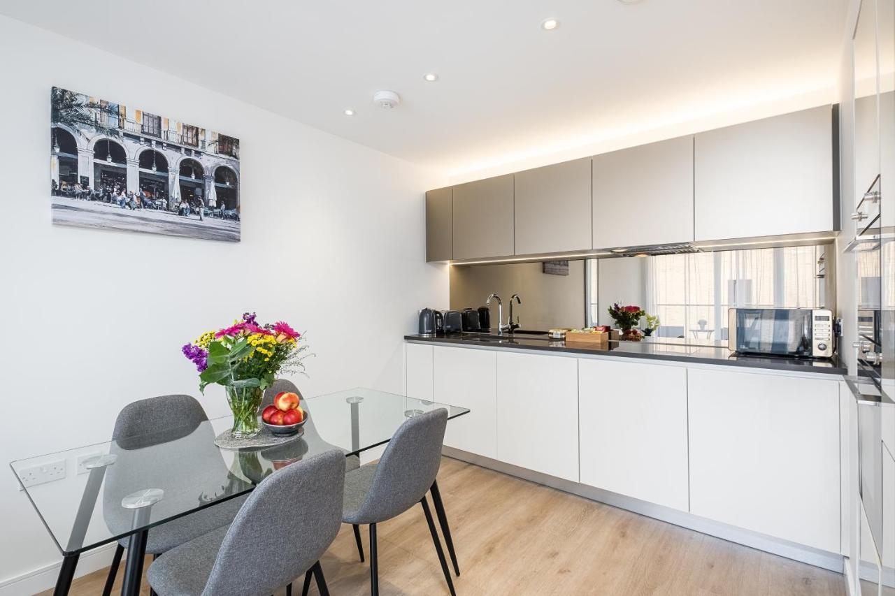 Silver Apartment Kew Bridge London Bagian luar foto