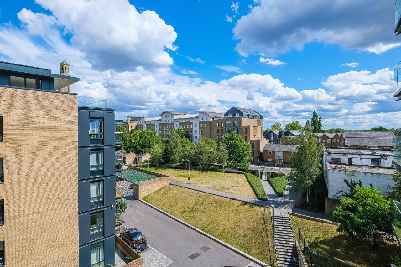 Silver Apartment Kew Bridge London Bagian luar foto