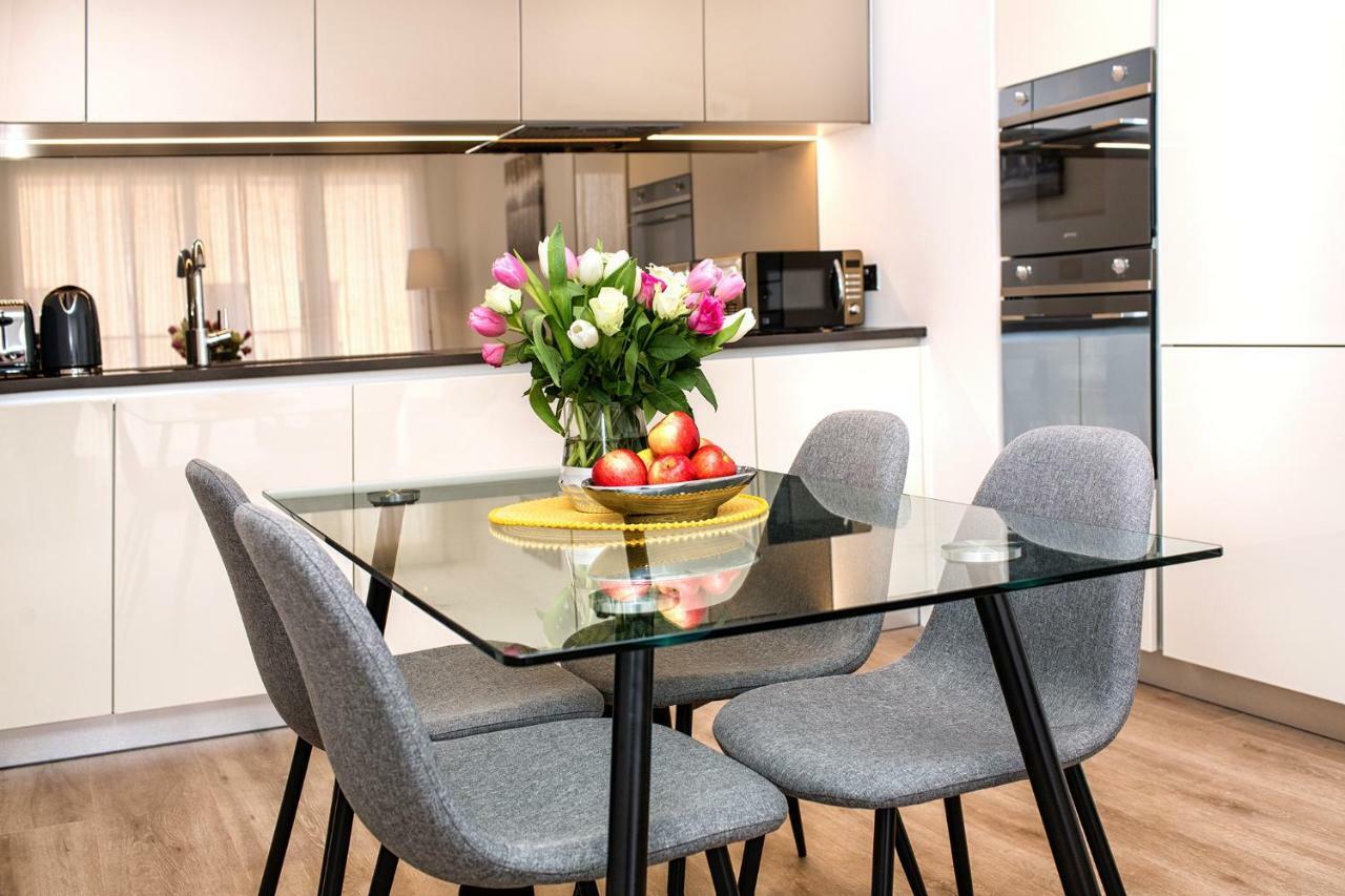 Silver Apartment Kew Bridge London Bagian luar foto